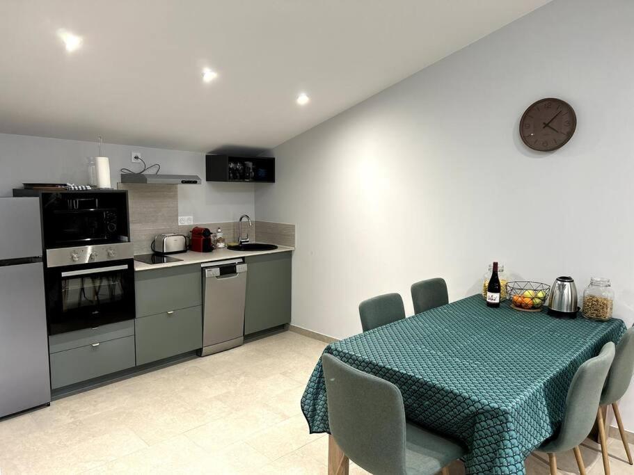 Le Cosy Grenier De Pauline Et Flo Apartment Cessenon-sur-Orb ภายนอก รูปภาพ